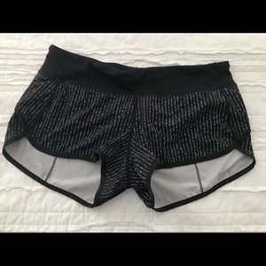 Black Lululemon Speed Shorts size 8